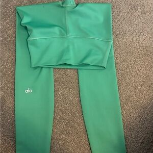 ALO Yoga Mint Green Leggings